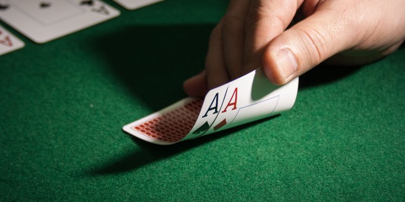 Chia sẻ cách chơi Poker tại 28bet cho người mới